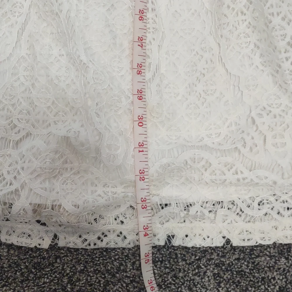 lacy dress - Picture 6 of 7